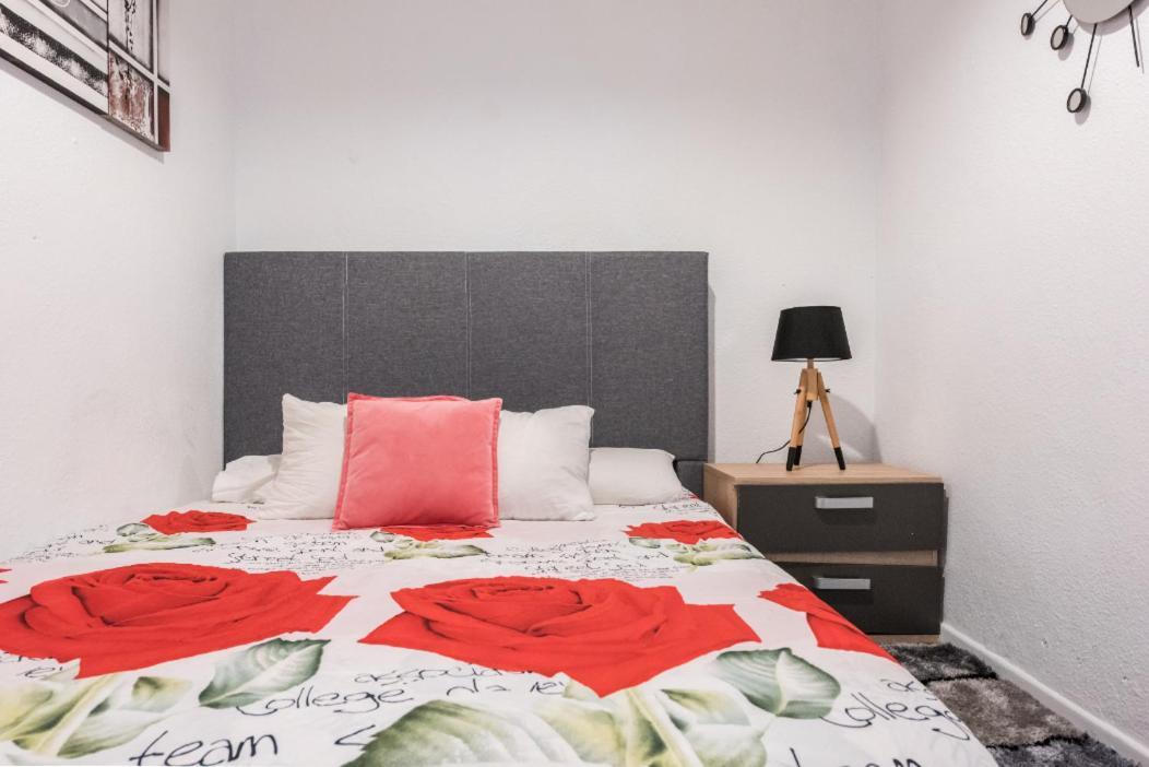 M&F Apartaments Chueca Madrid Exterior photo